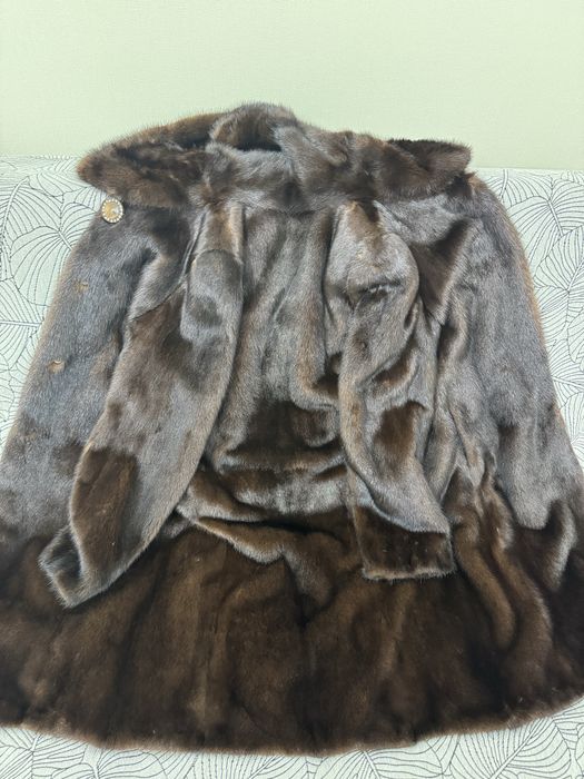 Продам норковую шубу б/у