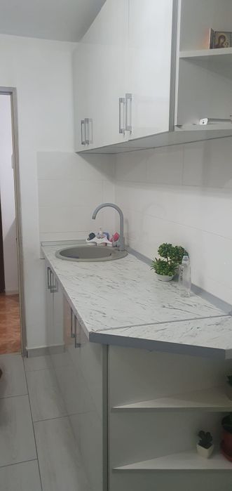 Apartament cu 2 camere, decomandat, 60mp