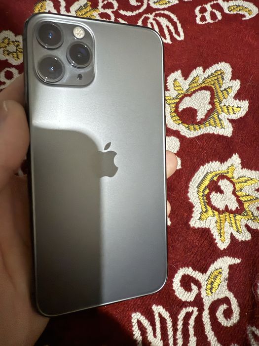 Iphone 11pro 64gb ideal srochna sotiladi