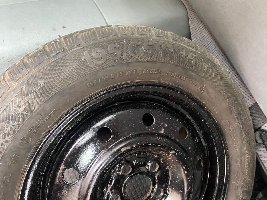 Зимни гуми с джанти 195х65 15 Субару