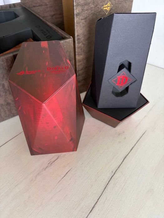 Смартфон ASUS ROG Phone 6 Diablo, 512GB, 16GB RAM, 5G, Hellfire Red