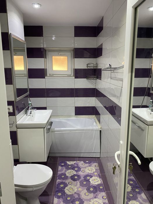 Vand apartament 4 camere