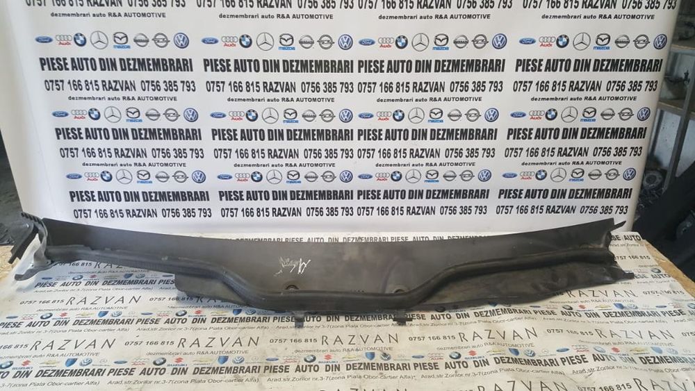 Grila Stergatoare Mercedes ML W164 Dezmembrez Mercedes ML W164