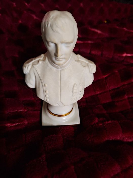 Bust Napoleon din ceramica. 13 cm.