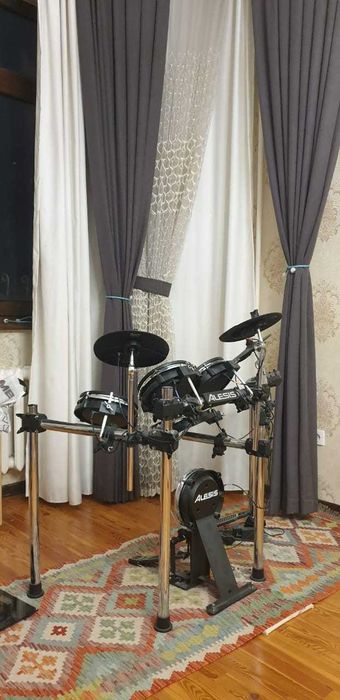 барабан Alesis Surge Mesh Kit