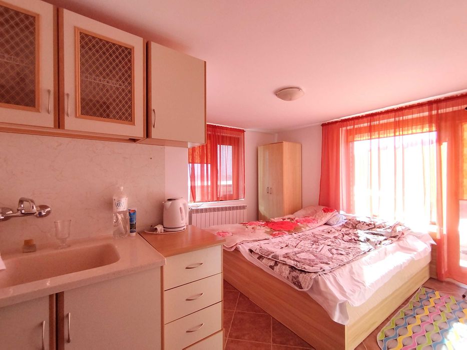 Продава се Къща в с. Горочевци, Област Перник - 820 кв.м за 318 €/кв.м - Снимка #12