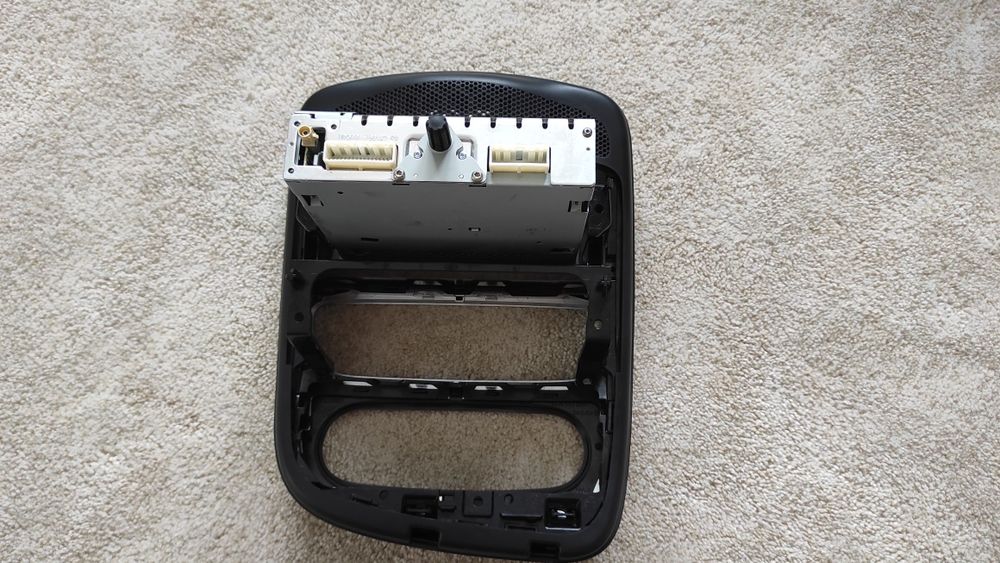 Unitate R&GO cu rama Renault clio 4