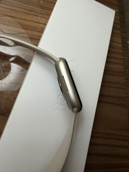 Apple watch 9 45мм на гарантии