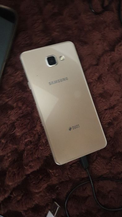 Самсунг а7 2016 ..