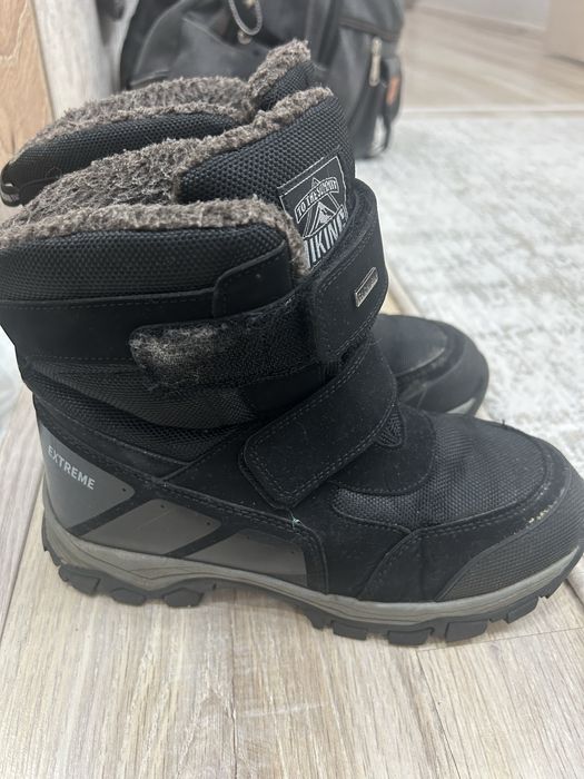 Продам зимние сапоги