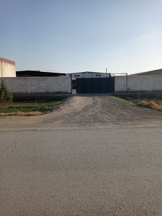 Бино сотилади Навоий Шахар Спутник да