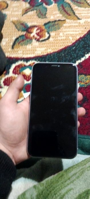 Iphone 11 ideal ekran alishgan orginalga imeyka otmagan obmen bor