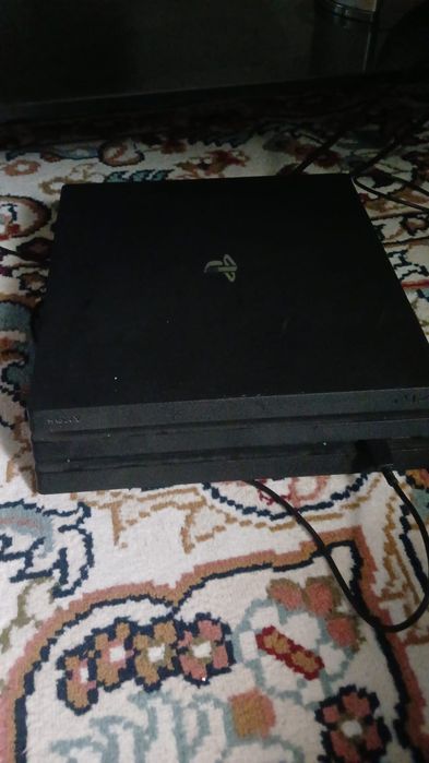 Playstation 4 pro 1тб