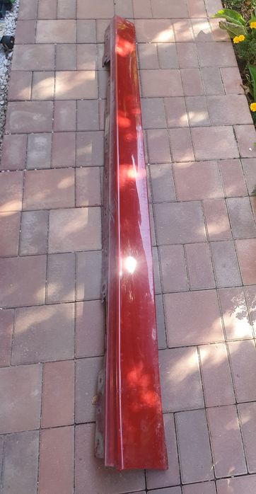 Ornament prag plastic stanga dreapta BMW F30 F31 rosu A75 / gri A17