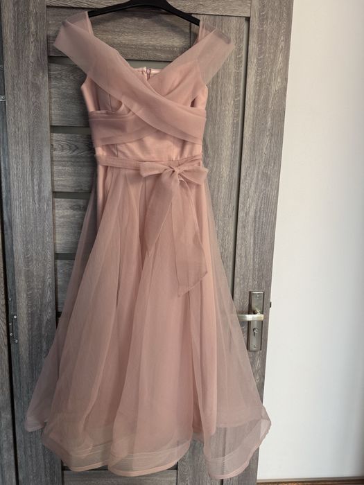 Vand rochita roz eleganta