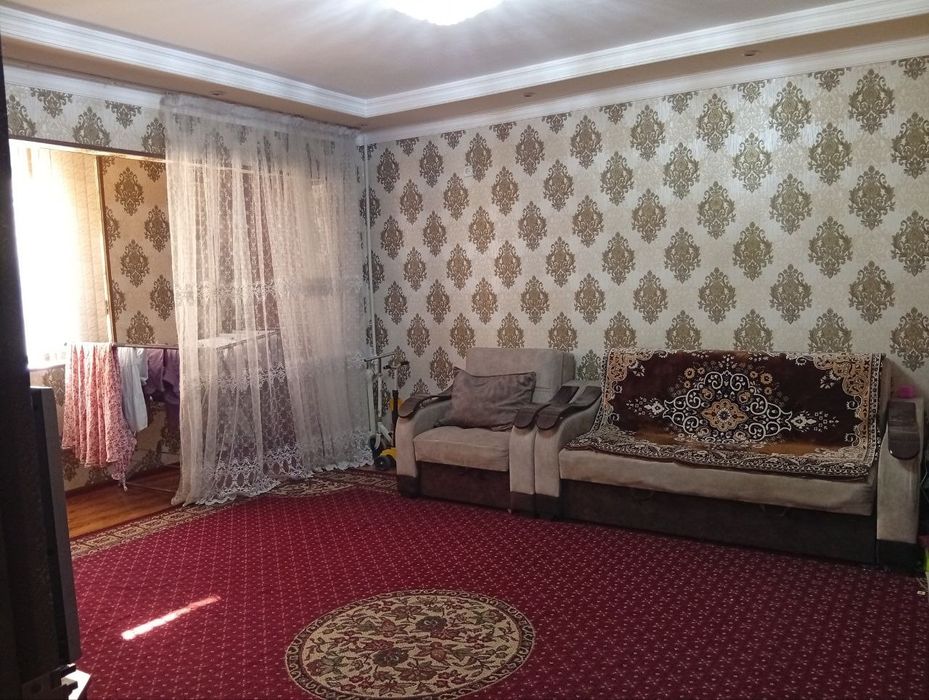 Продаю 2/2/9 в Яккасарайском районе, 1-я Нотариальная.