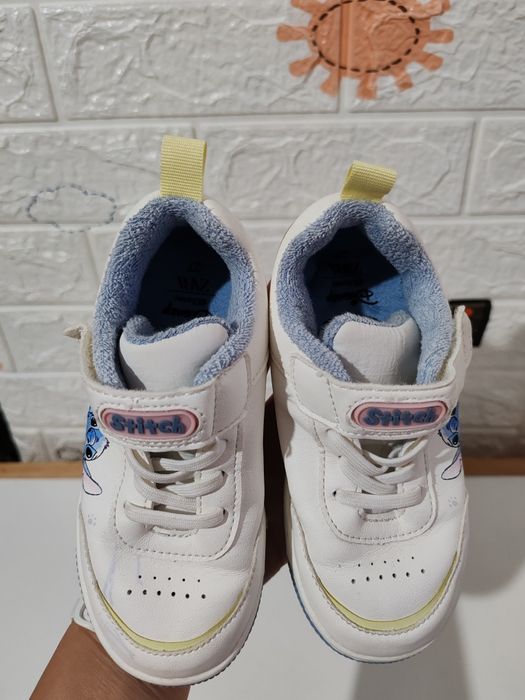 Pantofi sport/sneakers/adidași Zara, m 27, unisex