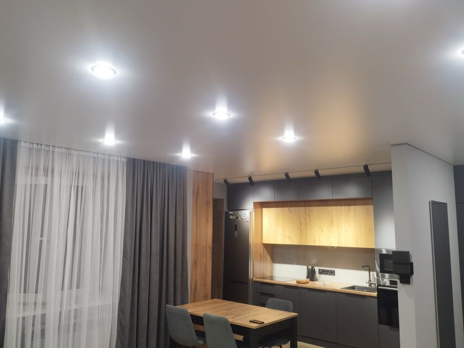 Натяжные потолки