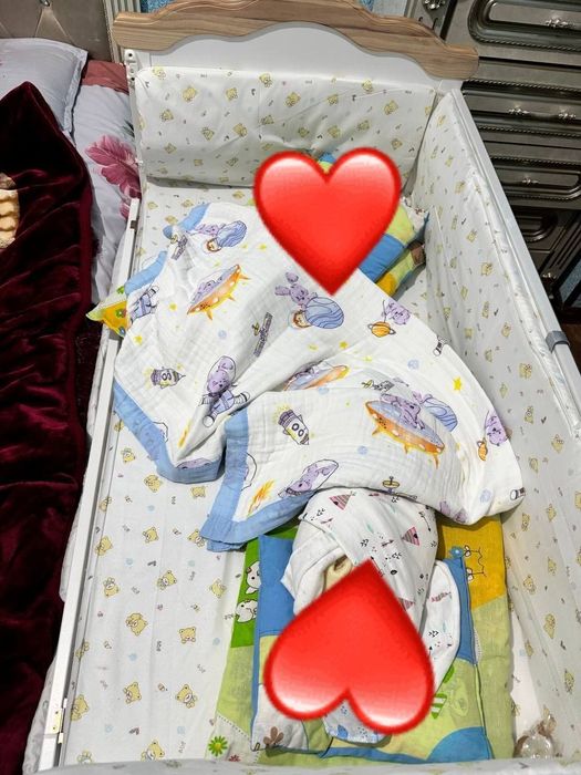 Detski karavatcha,holati yangi