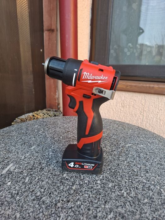 Autofiletanta Milwaukee M12 Nouă