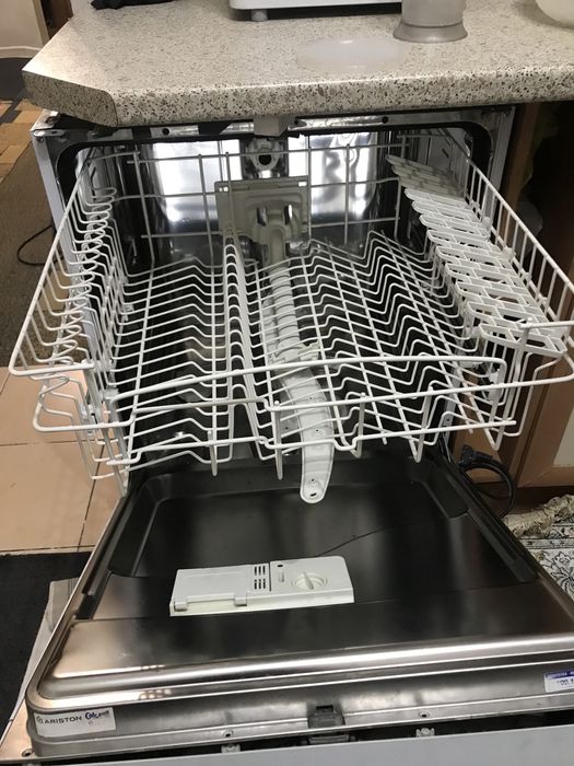 Продам посудомоечные машины аристон