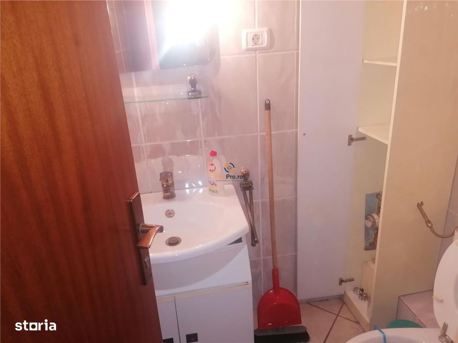 Spatios cu 2 Bai Iulius Mall
