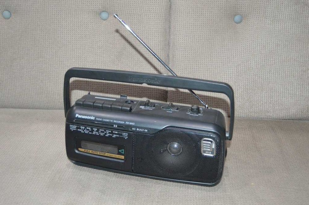 Panasonic RX-M40 Radiocasetofon portabil stare perfectă, Baterii cadou