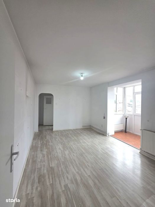 Calea Calarasilor -Traian -Garsonieră cochetă de 23 mp -56500 Euro