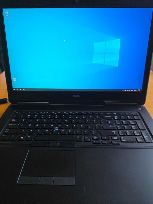 Dell Precision 7720 17.3’ UHD IPS/Intel® Xeon® CPU E3-1535M v6/Quadro P5000 16GB/64GB DDR5/1TB SSD/2TB HDD