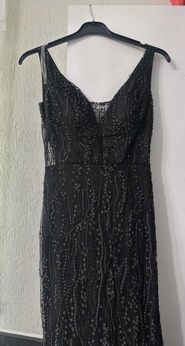 Черна официална рокля