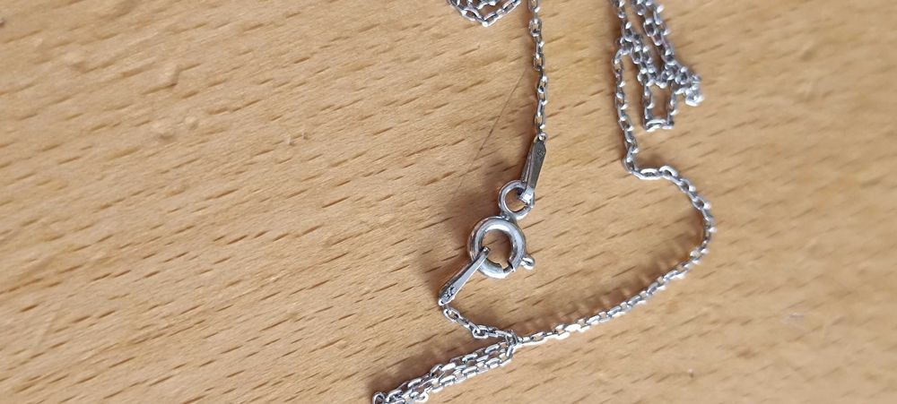 Страхотно нежно сребърно дамско колие с топчета тип Pandora