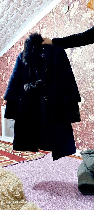 Kurtka koreski kiyilgan holati yangi