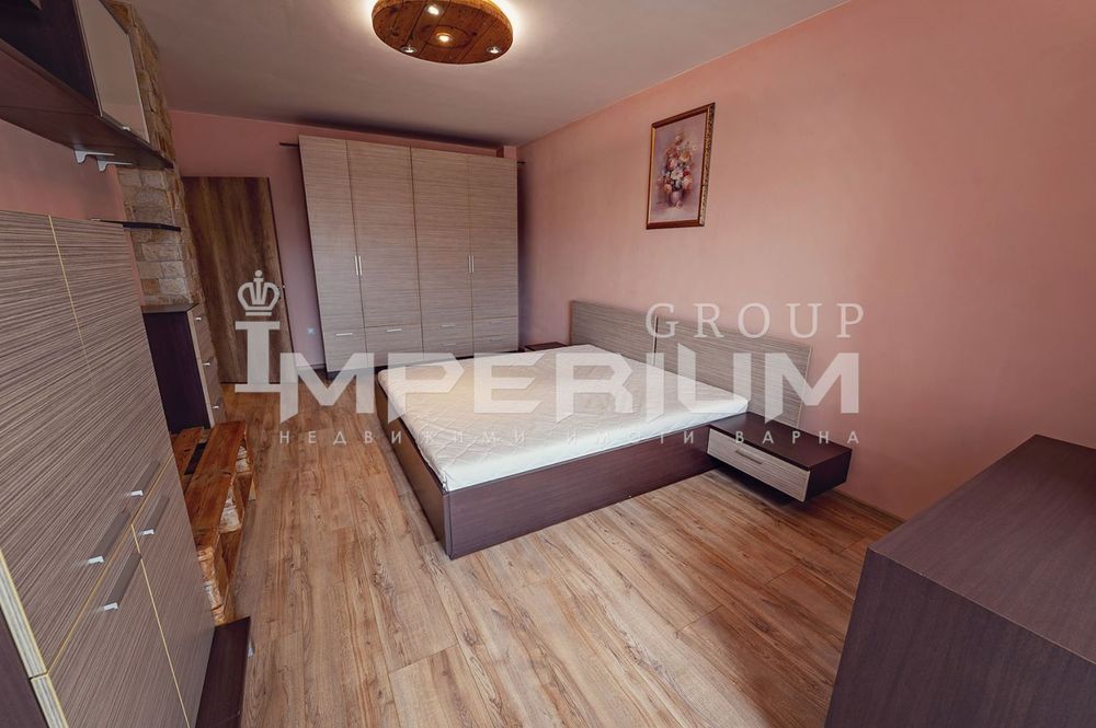 Тристаен обзаведен апартамент под наем в района на кв. Левски, гр. Ва