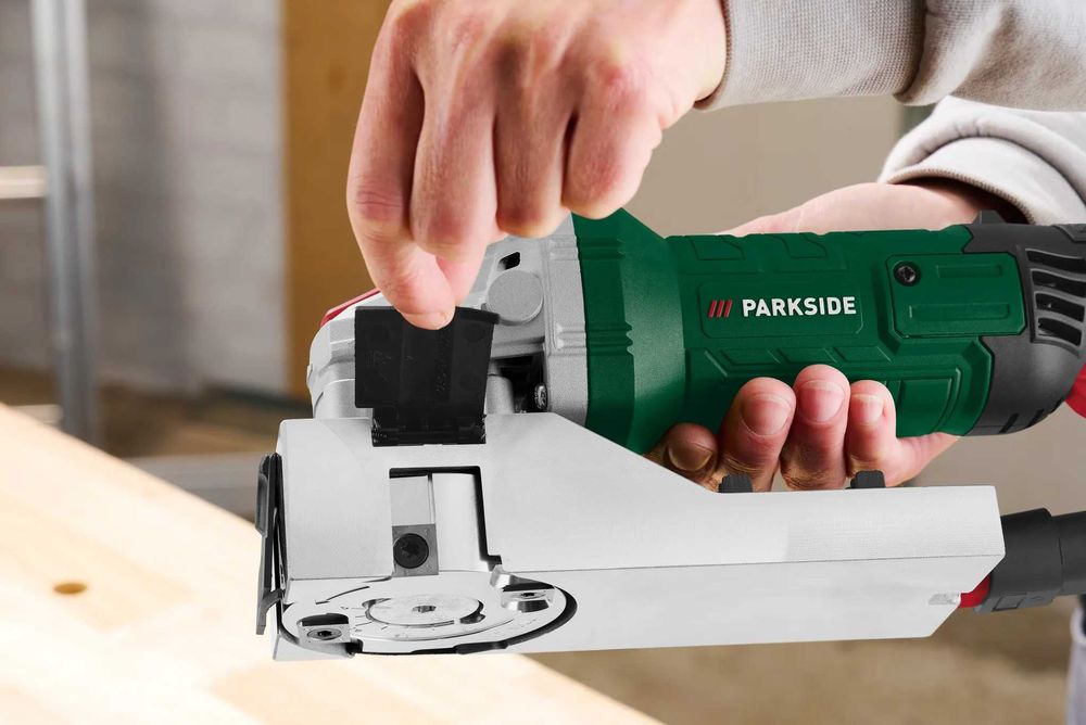 Freza pentru lac si vopsea PARKSIDE PLF 720 A1,