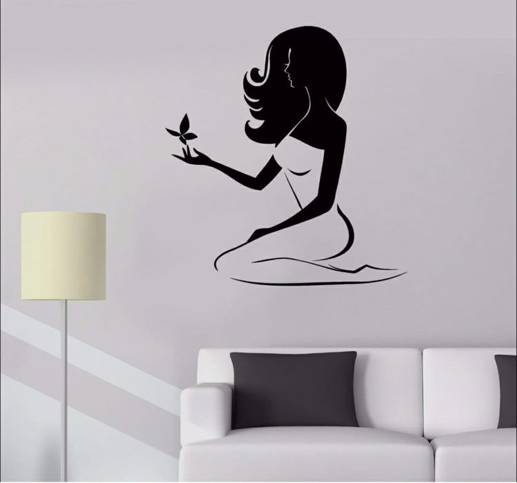 Массажистка Одна