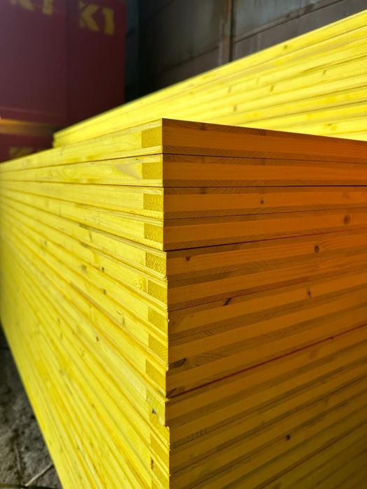 Placa galbena tip doka, lana, panouri, cofraje, paneli, tego, lemn
