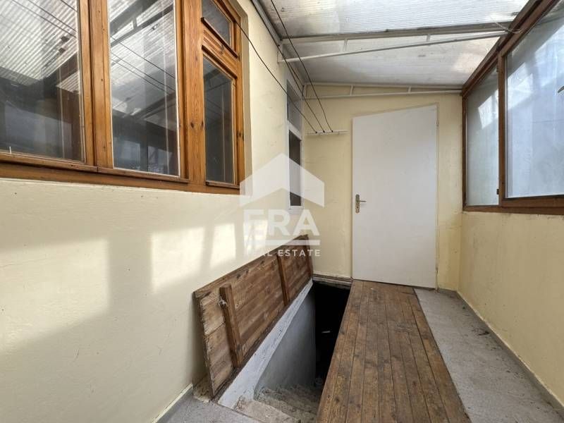 Продава се Къща в Силистра, Център - 102 кв.м за 550 €/кв.м - Снимка #8