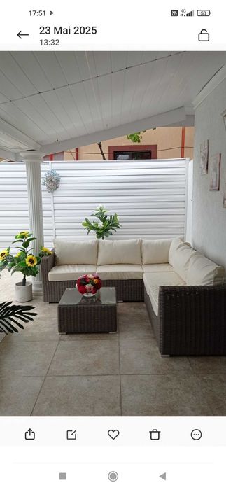 Vând colțar+măsuta Mobexpert pentru terasa .