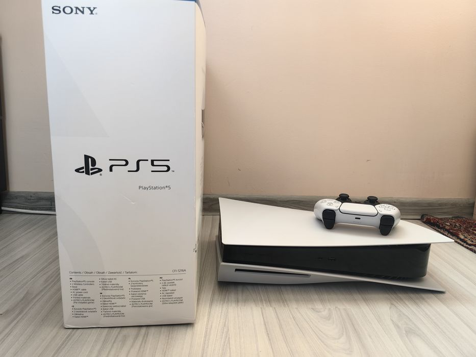 Продавам Playstation 5 Standard Disk Edit