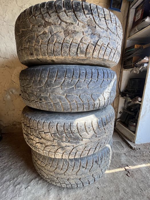 Продам колёса 275/70 р16