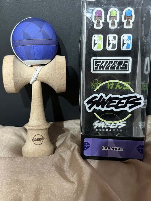 Vand Kendama Sweets Christian Fraser GEM Sapphire  grip Antiskid