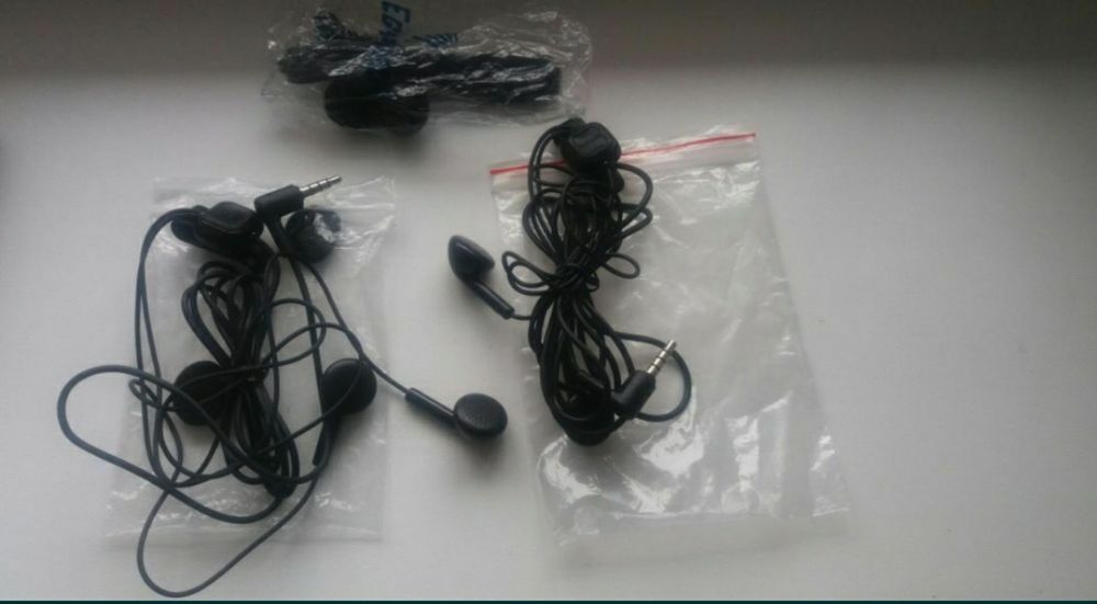 Сотовые аксесуары