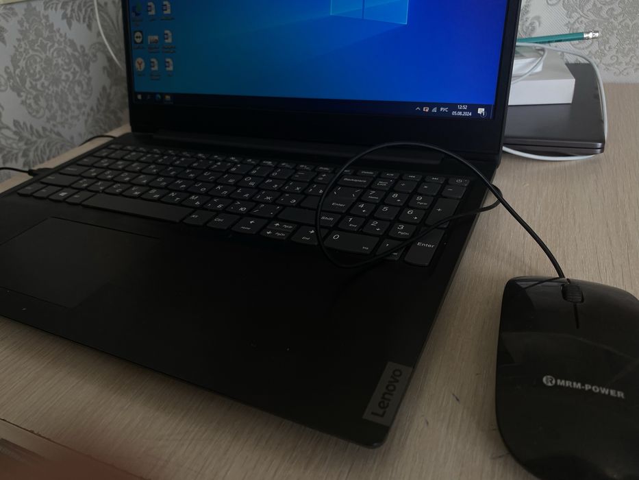 Продается ноутбук Lenovo