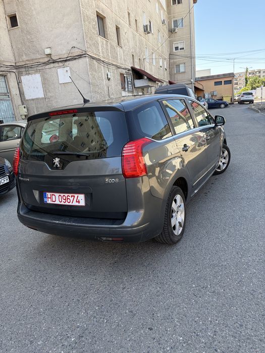 Vand Peugeot 5008