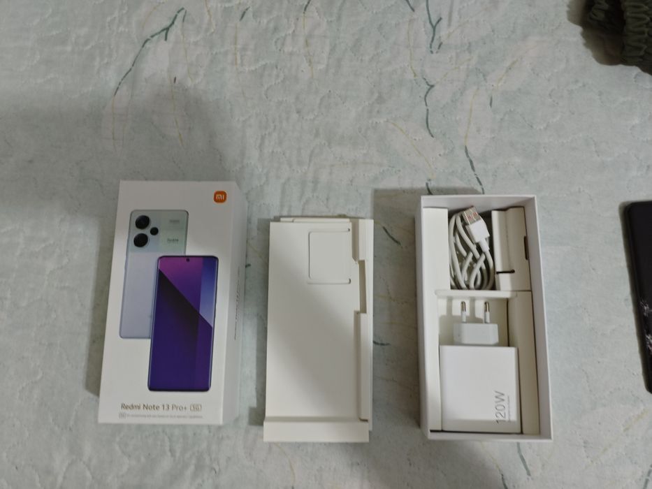 продам Redmi note 13 pro plus 5g