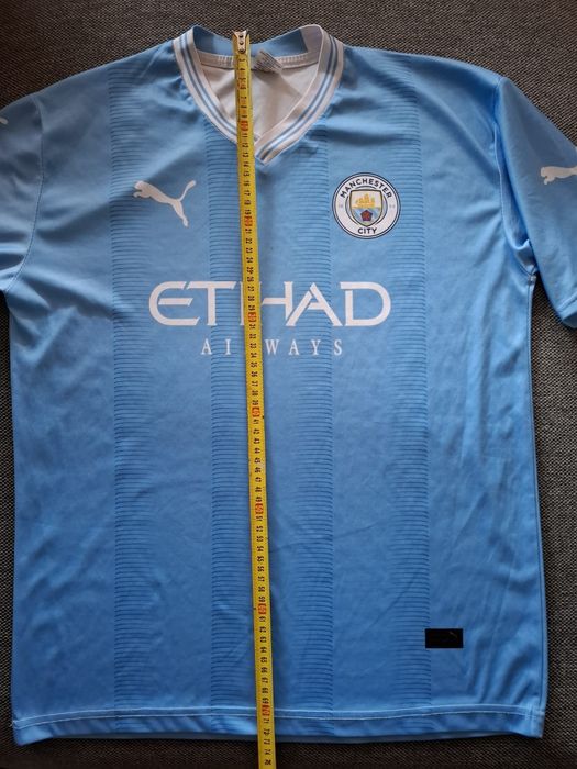 Erling Haaland Manchester City jersey