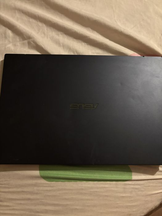 Tableta asus negociabil