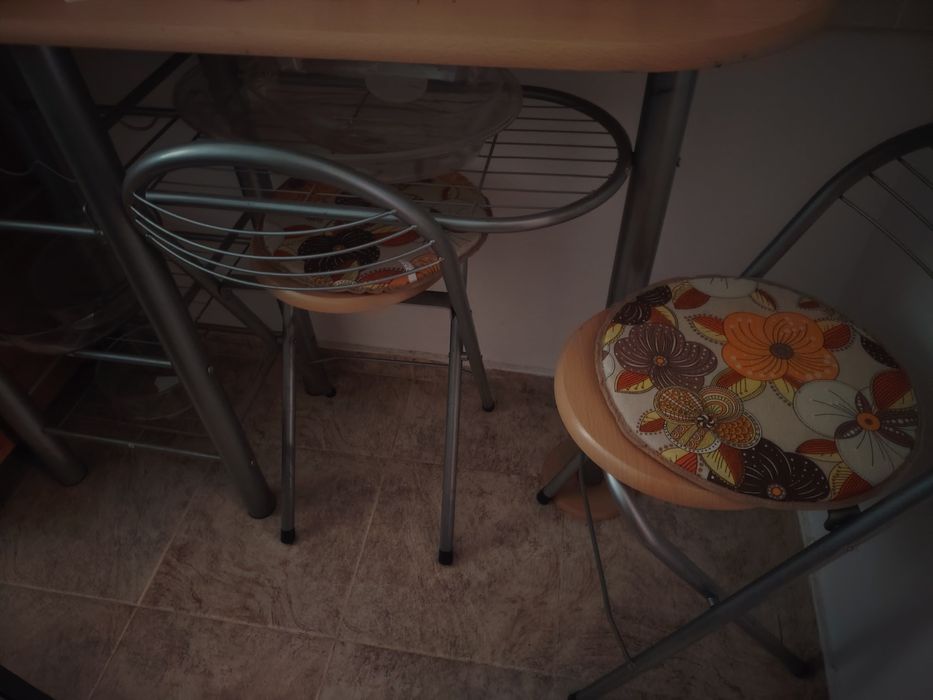 Vand mobilier sufragerie