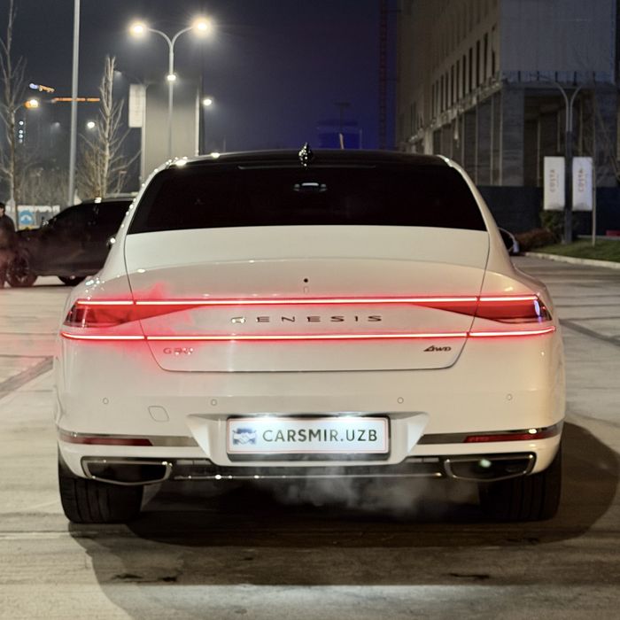 Genesis G90 Full