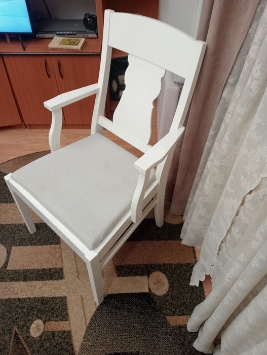 Scaun de masa fara defecte